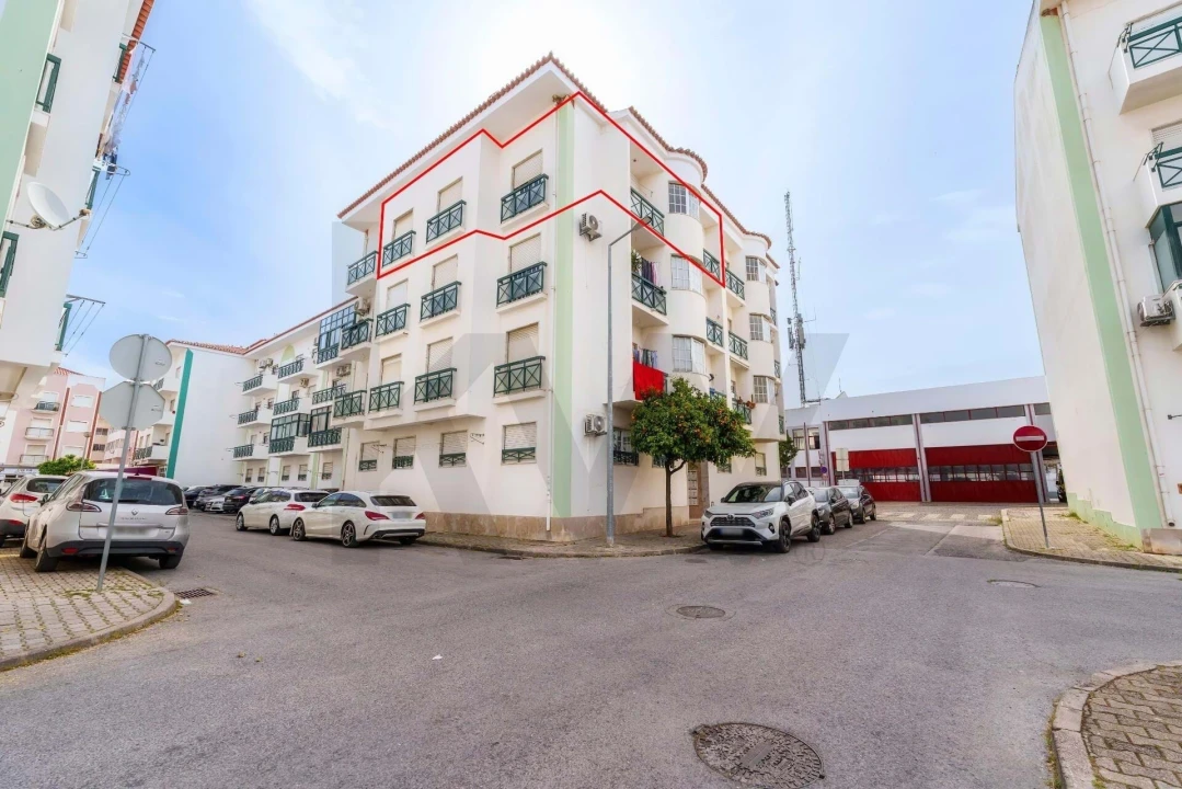 Apartamento T3 para Venda em Vila Real de Santo Antonio Foto 2