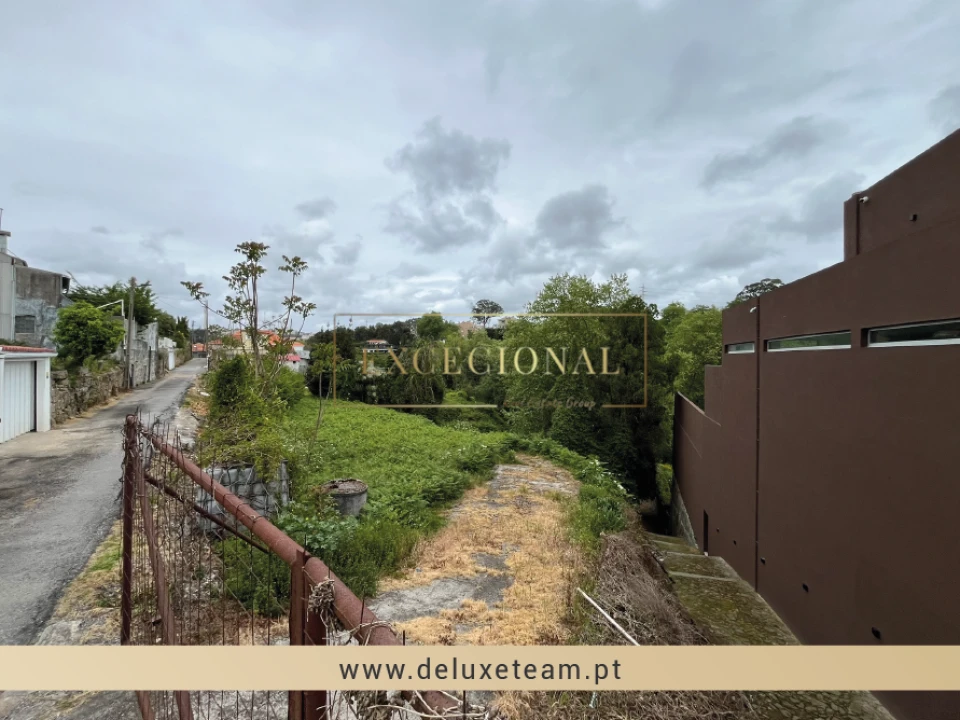 Terreno para Venda em Santa Marinha e São Pedro da Afurada Foto 2