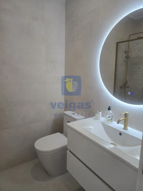 Apartamento T2 para Venda em Venteira