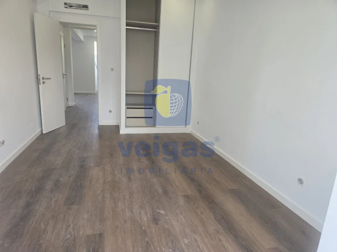 Apartamento T2 para Venda em Venteira Foto 9