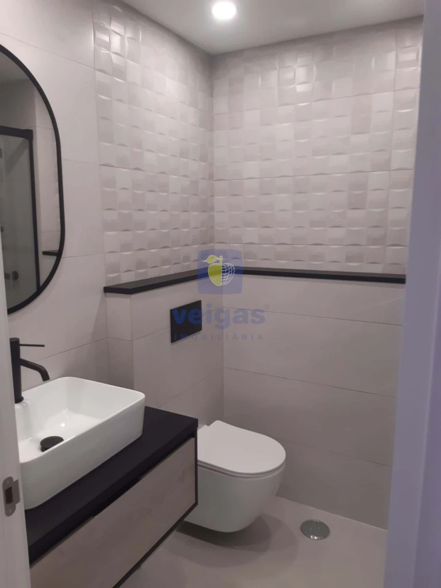 Apartamento T2 para Venda em Venteira Foto 13