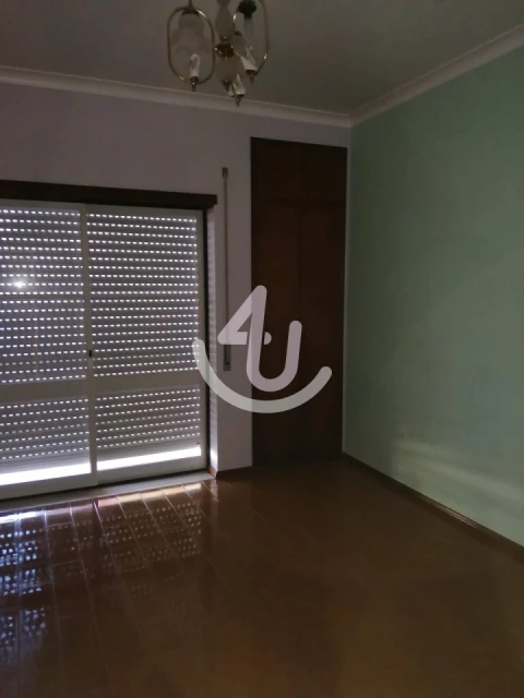 Apartamento T2 para Venda em Alcobaça e Vestiaria