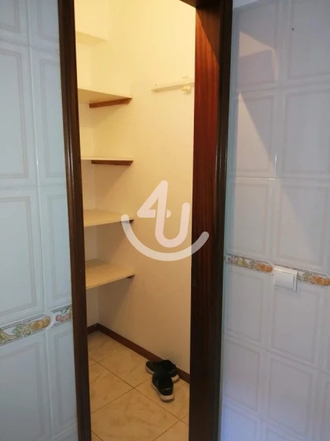 Apartamento T2 para Venda em Alcobaça e Vestiaria