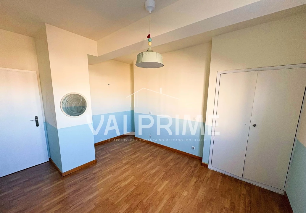 Apartamento T2 para Venda em São João da Madeira Foto 14