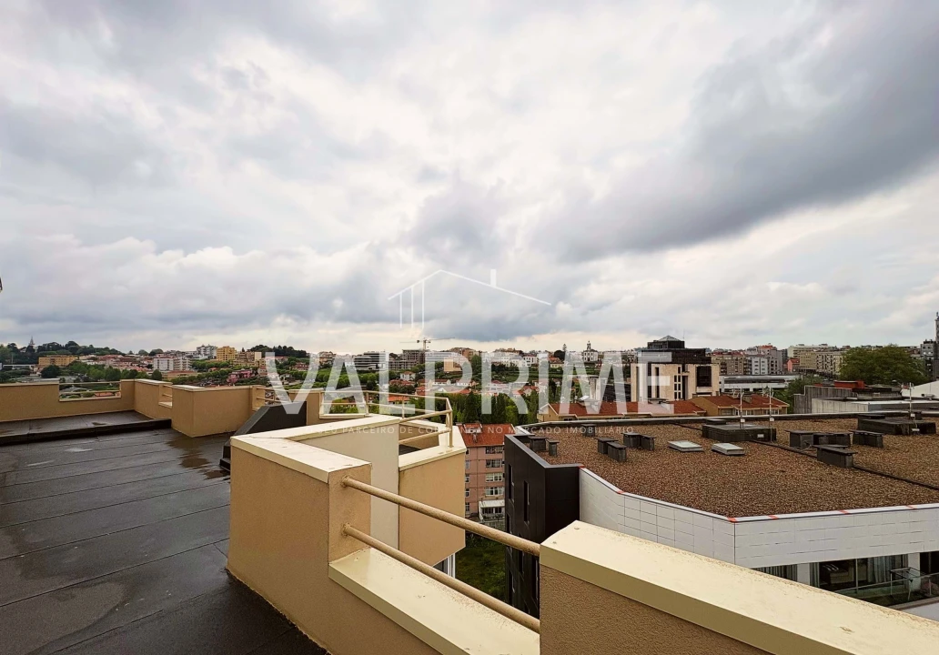 Apartamento T2 para Venda em São João da Madeira Foto 21