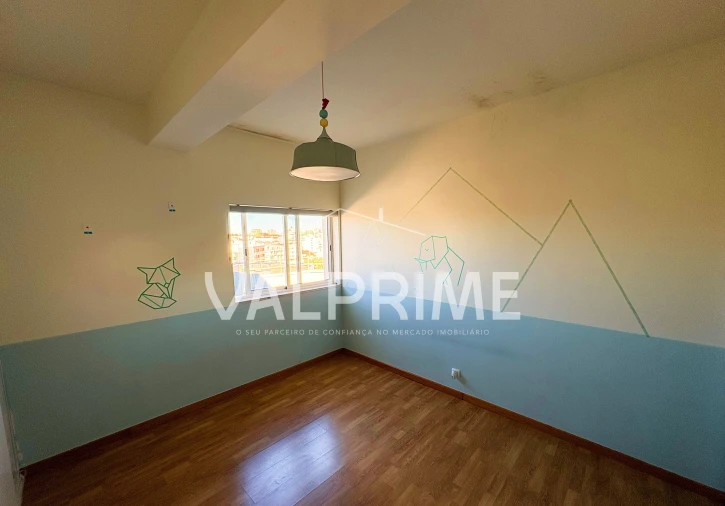 Apartamento T2 para Venda em São João da Madeira Foto 13