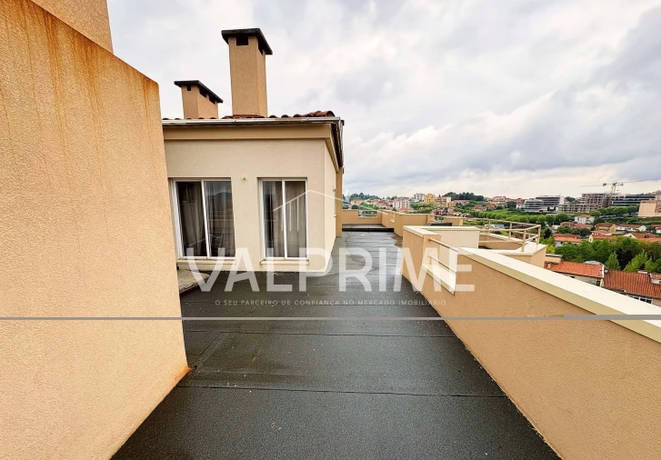 Apartamento T2 para Venda em São João da Madeira Foto 20