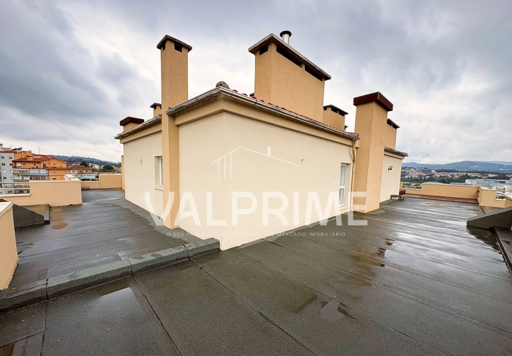 Apartamento T2 para Venda em São João da Madeira Foto 22