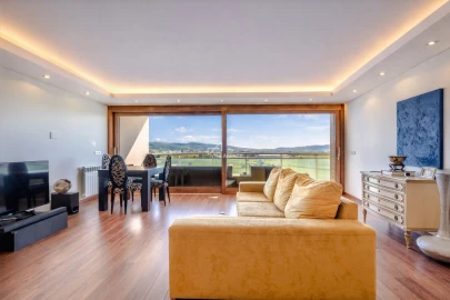 Apartamento T4 para Venda em Loures