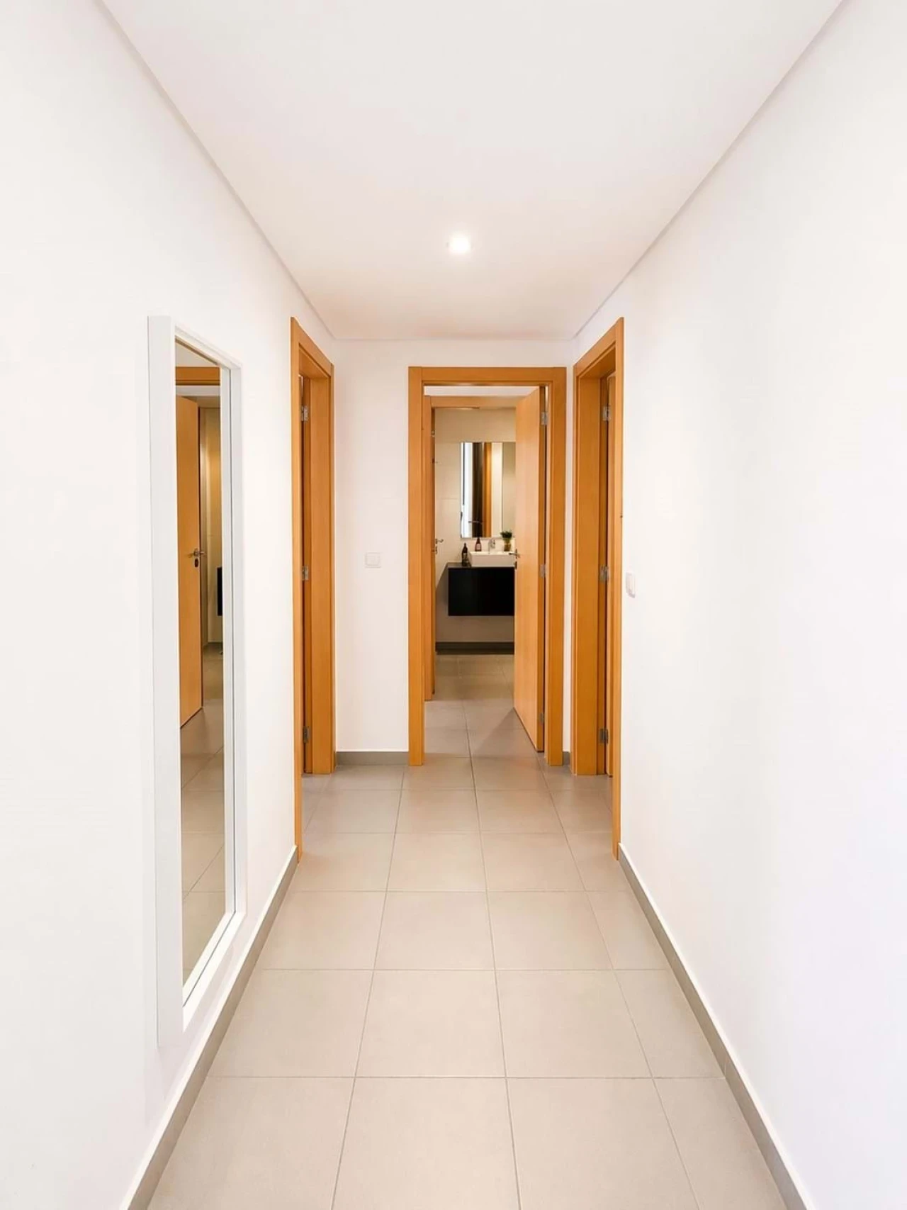 Apartamento T2 para Venda em Portimão Foto 11
