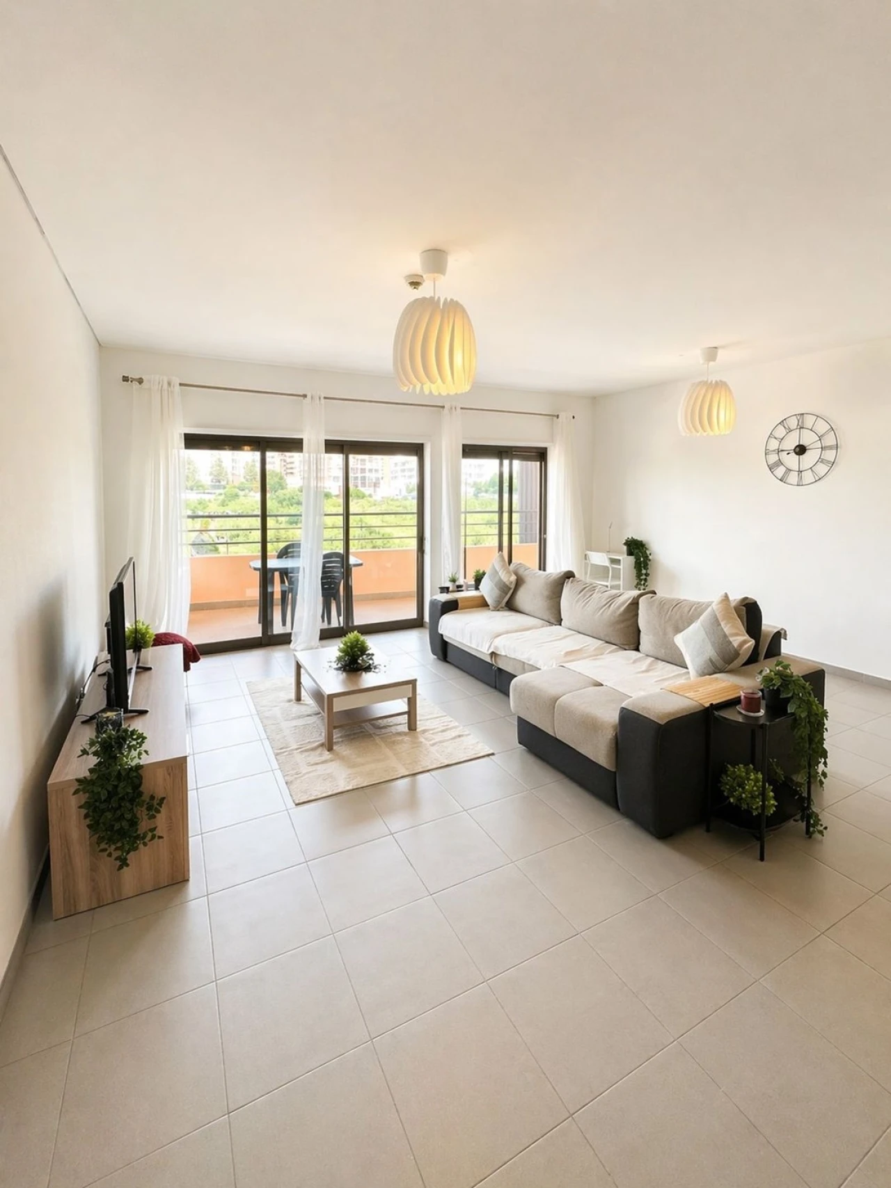 Apartamento T2 para Venda em Portimão Foto 6