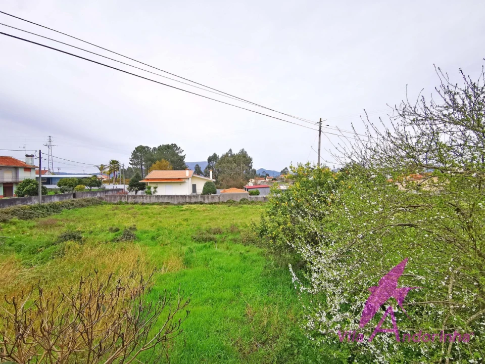 Terreno para Venda em Geraz do Lima (Santa Maria, Santa Leocádia, Moreira), Deão Foto 4