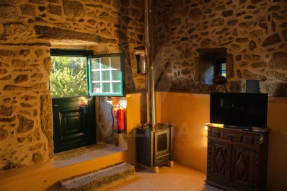 Moradia T1 para Venda em Labruja