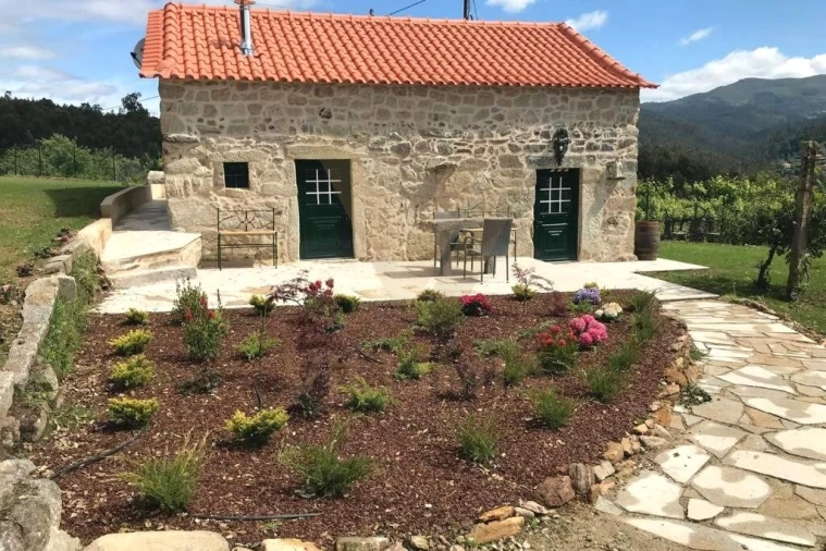 Moradia T1 para Venda em Labruja Foto 2