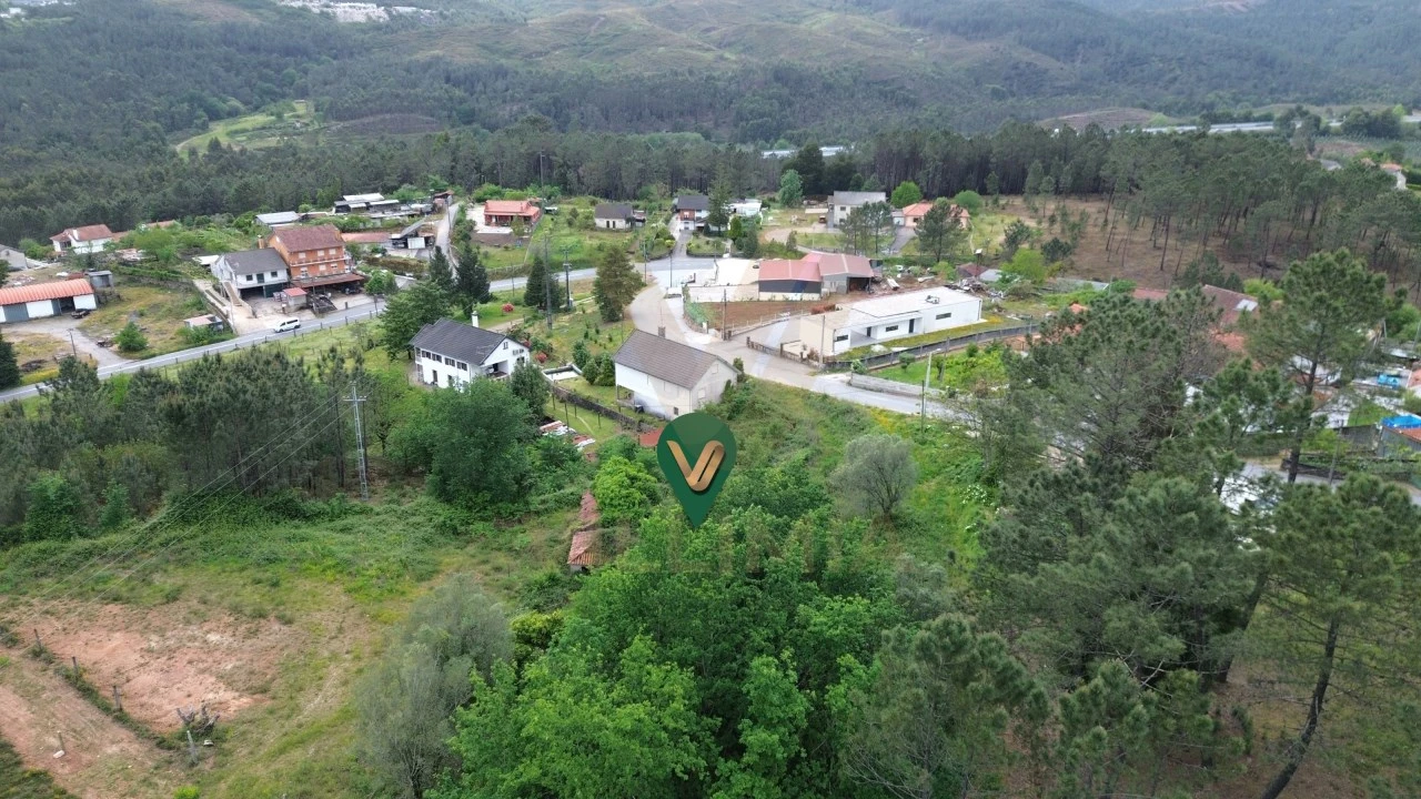 Terreno para Venda em Calheiros Foto 5