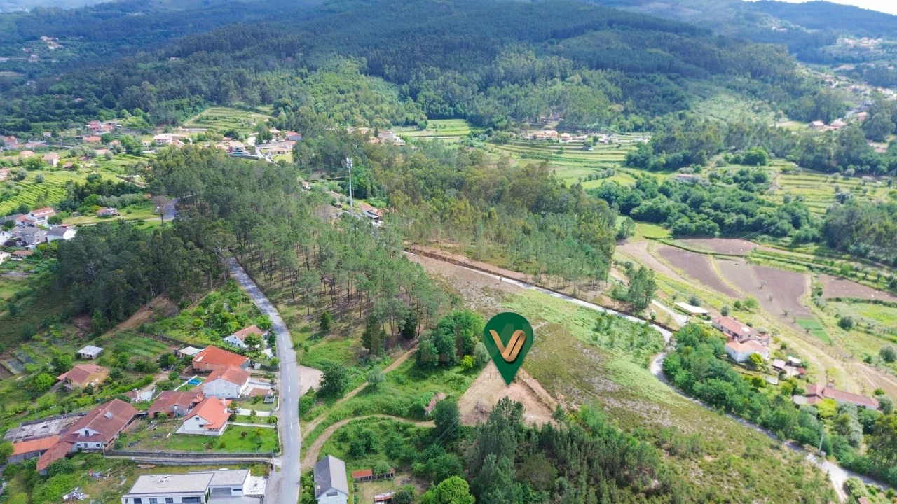 Terreno para Venda em Calheiros Foto 23