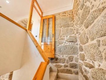 Moradia T2 para Venda em Subportela, Deocriste e Portela Susã