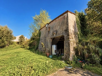 Moradia T2 para Venda em Subportela, Deocriste e Portela Susã