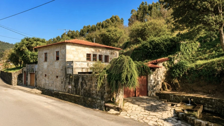 Moradia T2 para Venda em Subportela, Deocriste e Portela Susã Foto 3