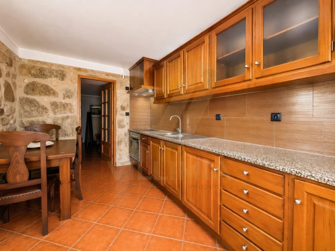 Moradia T2 para Venda em Subportela, Deocriste e Portela Susã Foto 27