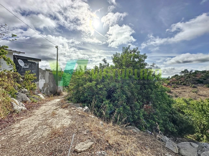 Moradia T2 para Venda em Monchique Foto 9