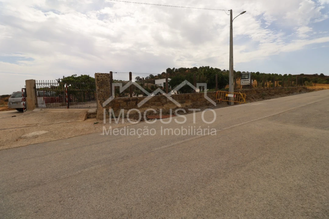 Quinta T3 para Venda em Odeleite Foto 35