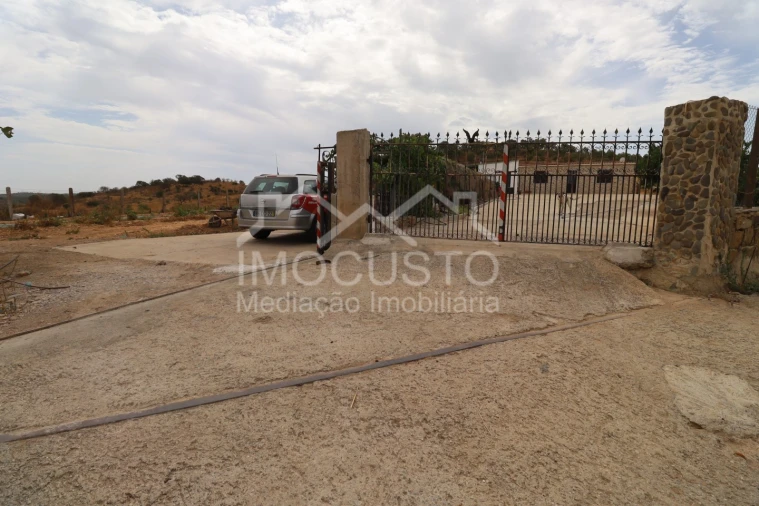 Quinta T3 para Venda em Odeleite Foto 37