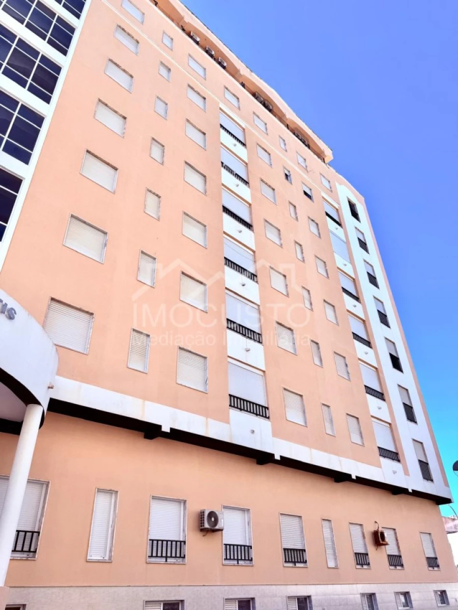 Apartamento T3 para Arrendamento férias em Monte Gordo Foto 2