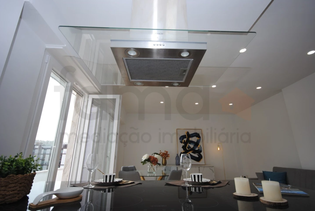 Apartamento T3 para Venda em Benfica Foto 2