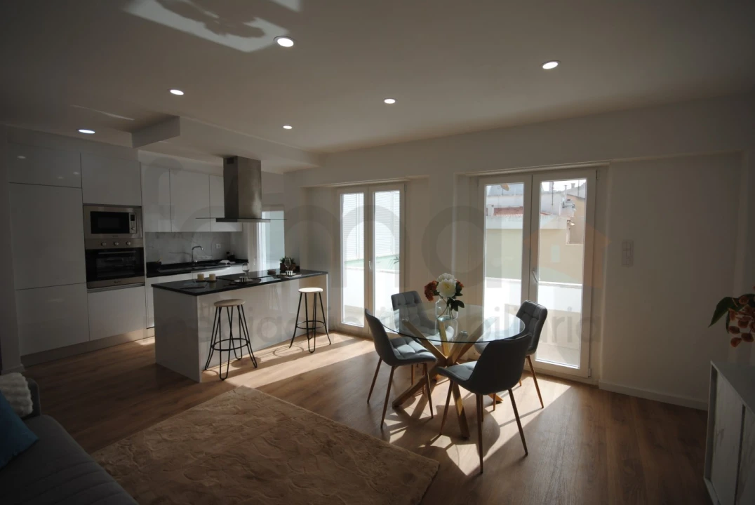 Apartamento T3 para Venda em Benfica Foto 6