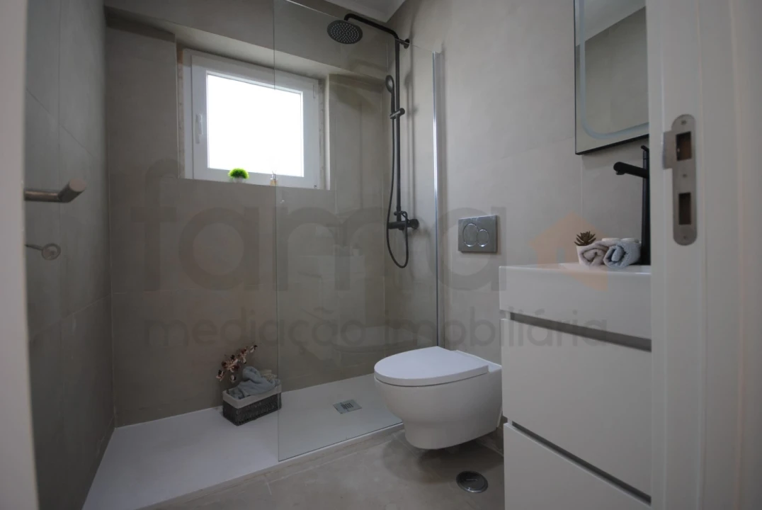 Apartamento T3 para Venda em Benfica Foto 18