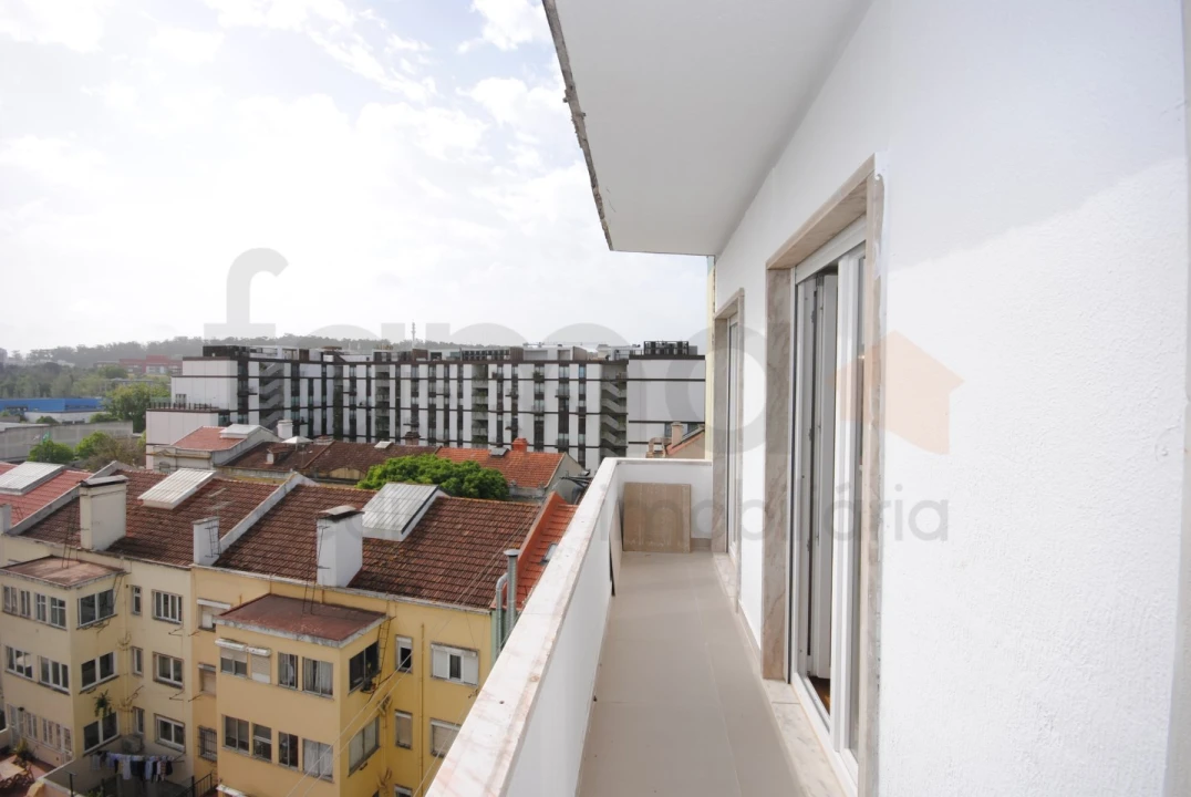 Apartamento T3 para Venda em Benfica Foto 23