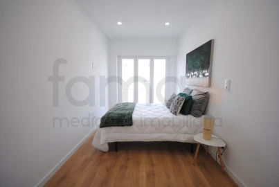 Apartamento T3 para Venda em Benfica
