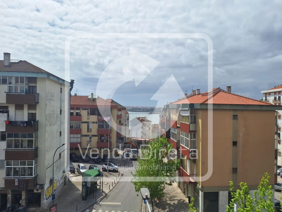 Apartamento T1 para Venda em Alto do Seixalinho, Santo André e Verderena Foto 6