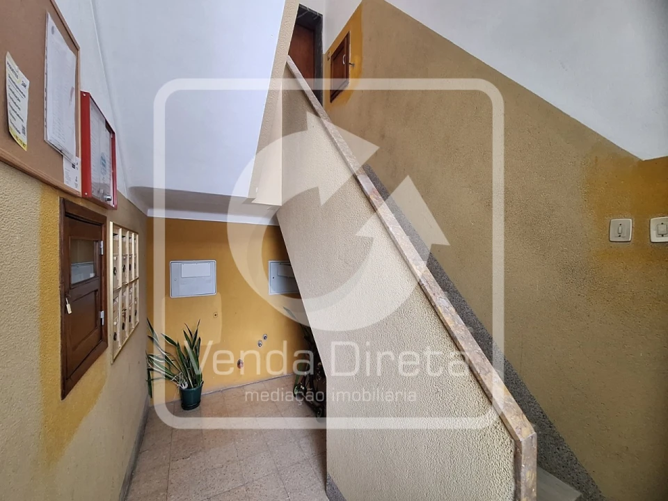 Apartamento T1 para Venda em Alto do Seixalinho, Santo André e Verderena Foto 25