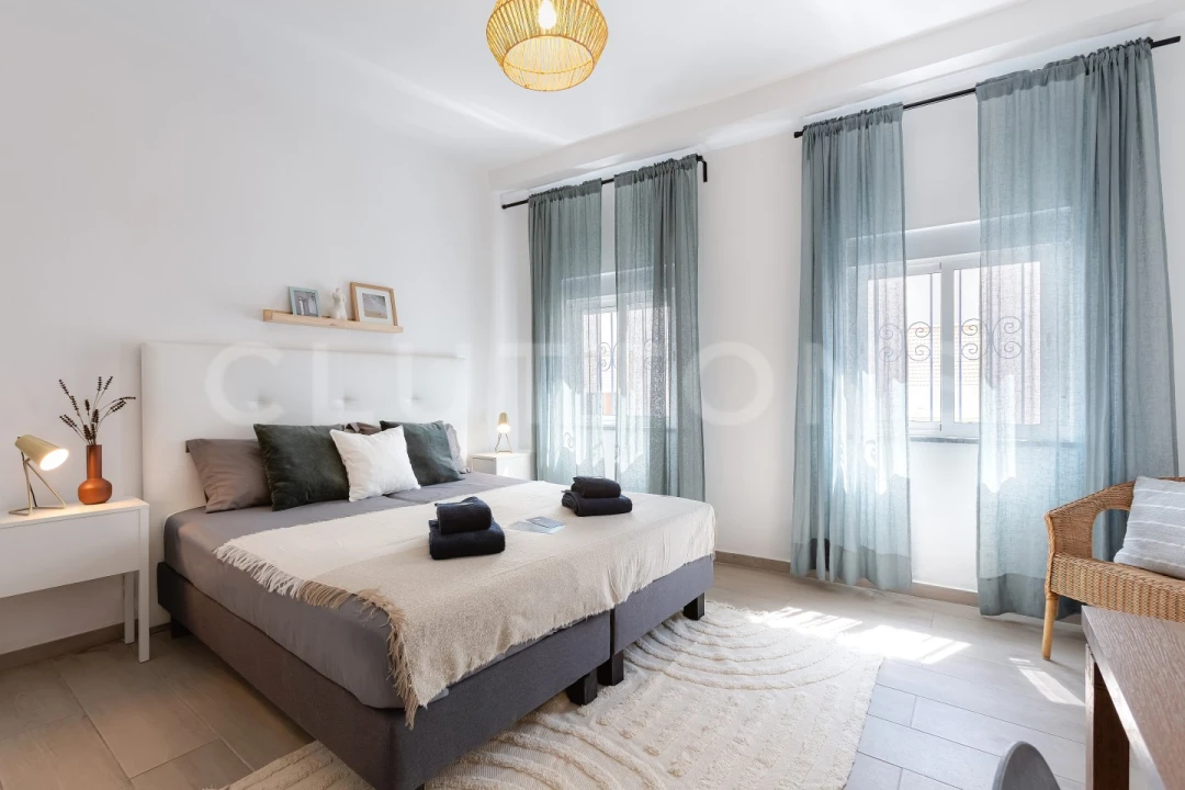 Moradia T8 para Venda em Lagos (São Sebastião e Santa Maria) Foto 29