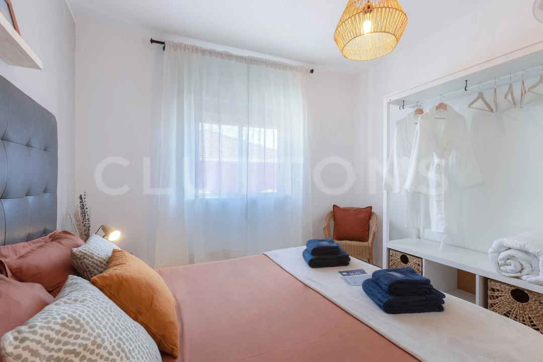 Moradia T8 para Venda em Lagos (São Sebastião e Santa Maria) Foto 31