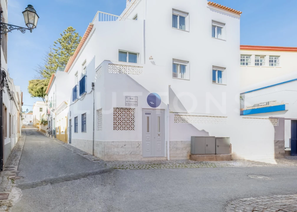 Moradia T8 para Venda em Lagos (São Sebastião e Santa Maria) Foto 42