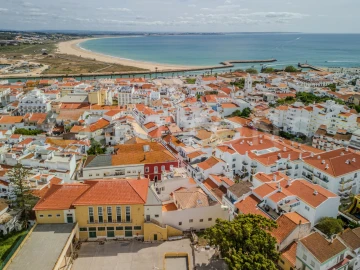 Moradia T8 para Venda em Lagos (São Sebastião e Santa Maria)