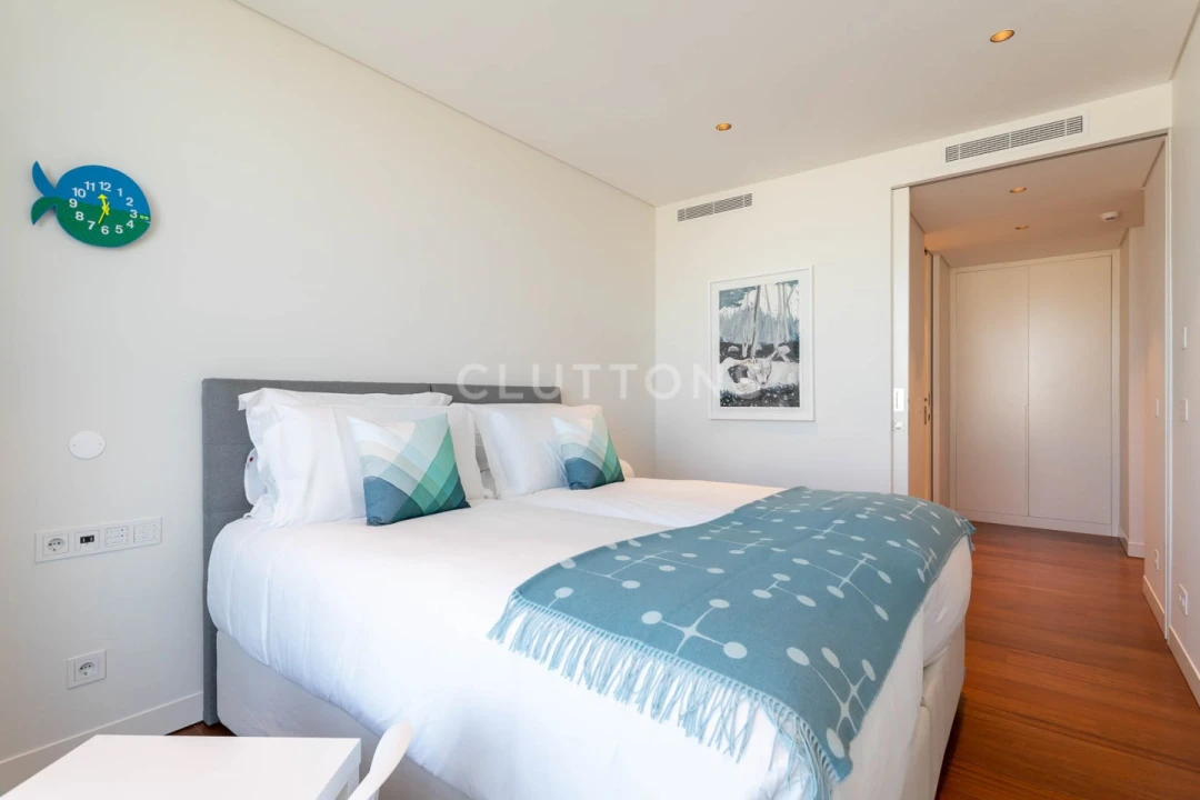 Apartamento T3 para Venda em Parque das Nações Foto 12