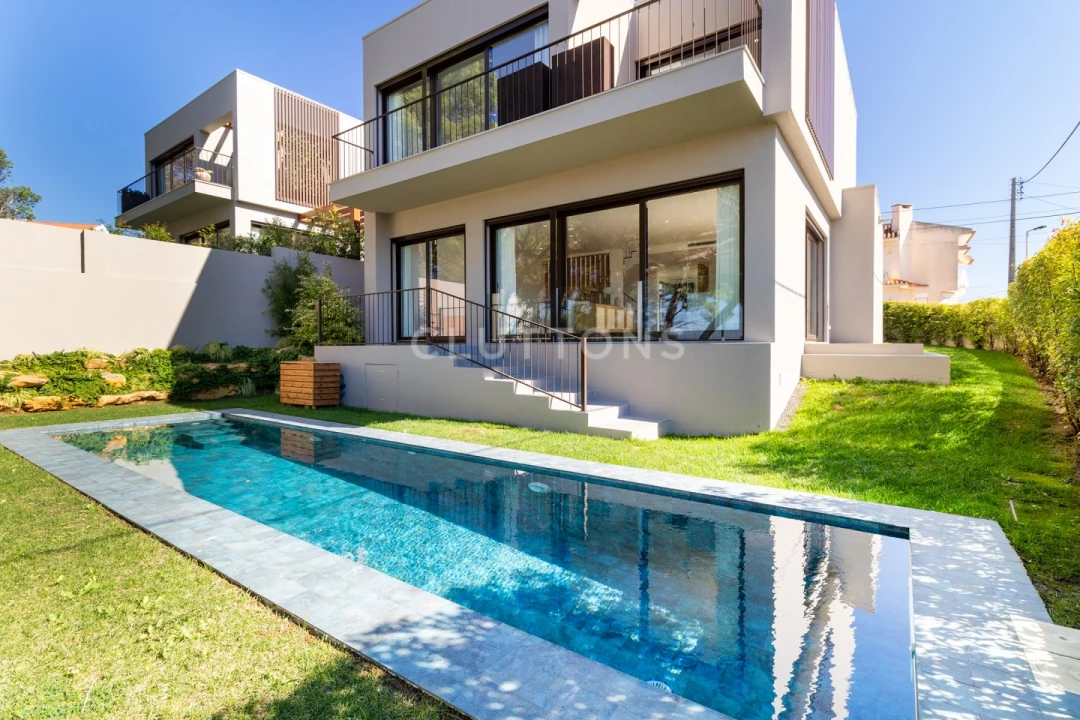 Moradia T3 para Venda em Alcabideche Foto 4