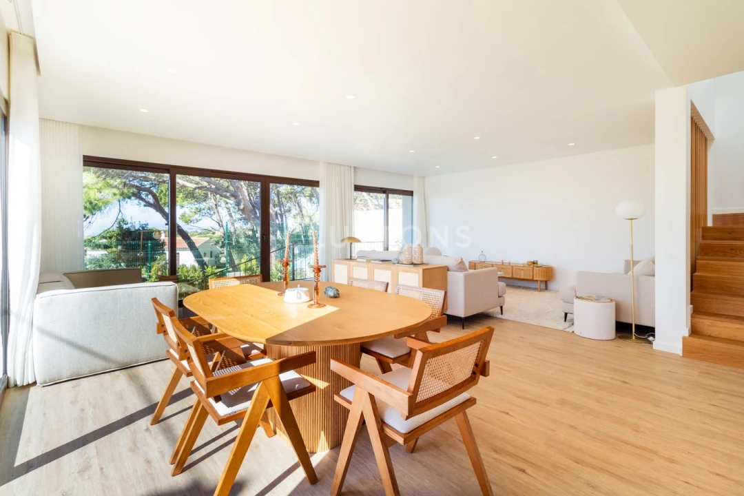 Moradia T3 para Venda em Alcabideche Foto 5