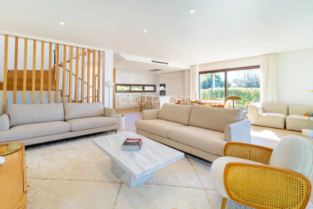 Moradia T3 para Venda em Alcabideche Foto 6