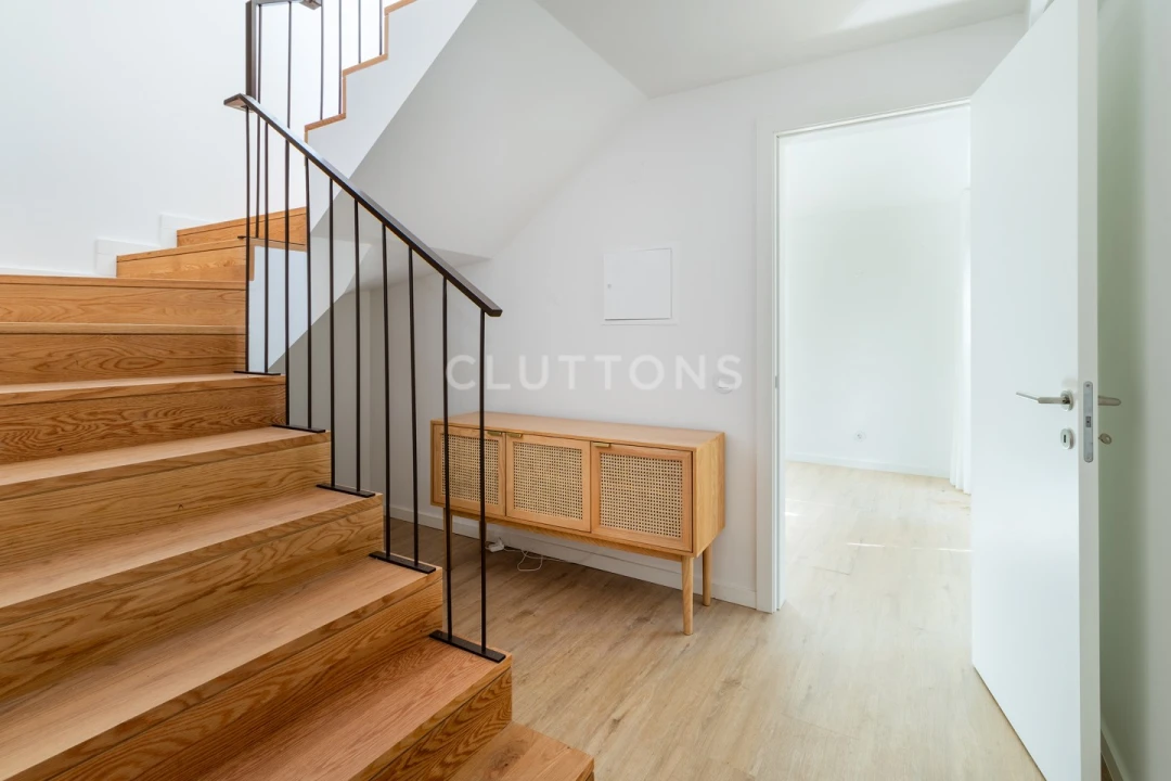 Moradia T3 para Venda em Alcabideche Foto 11