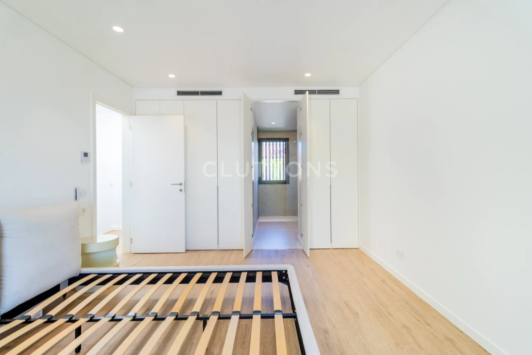 Moradia T3 para Venda em Alcabideche Foto 19