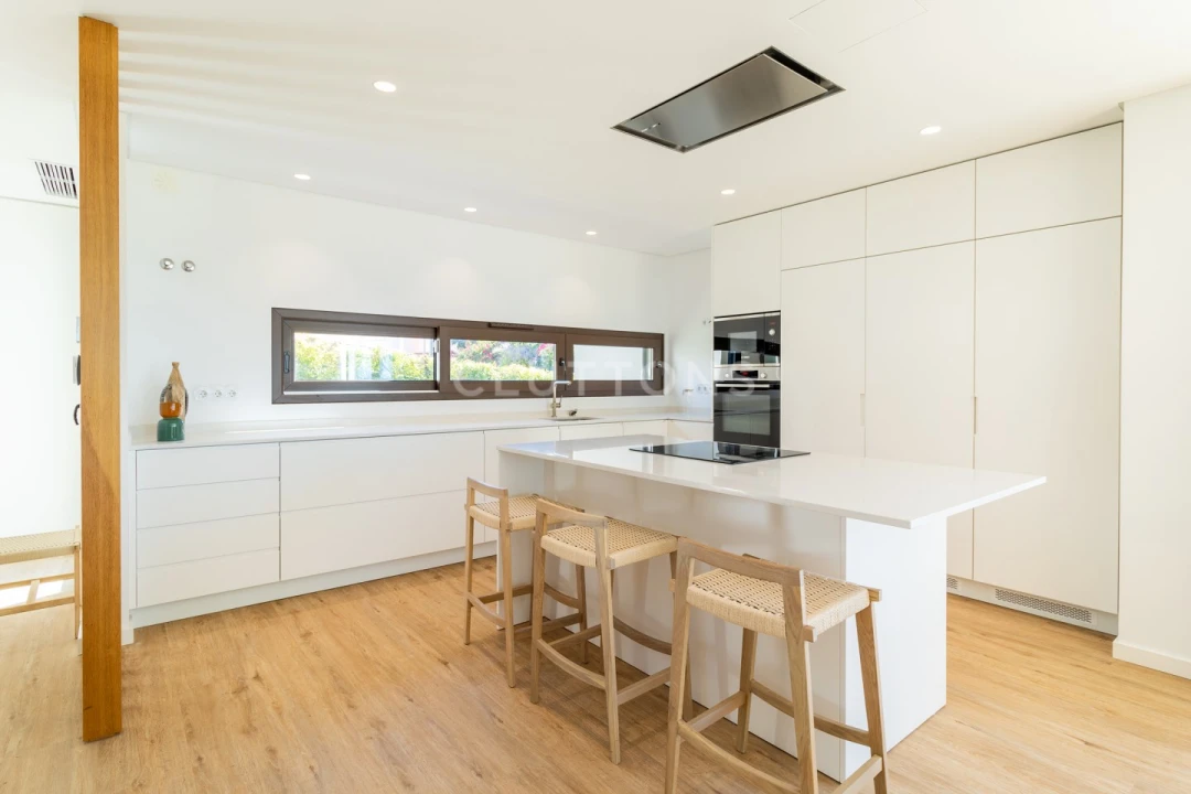 Moradia T3 para Venda em Alcabideche Foto 30