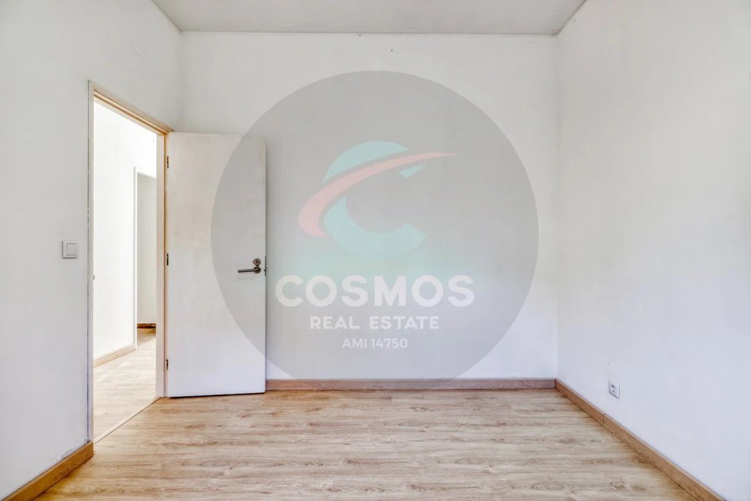 Moradia T3 para Venda em Marmelete Foto 22