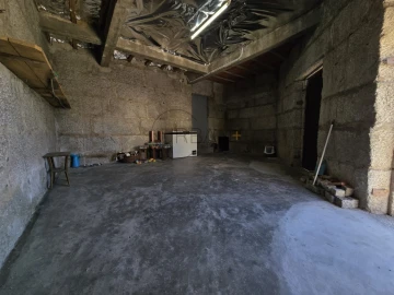 Moradia T3 para Venda em São Miguel de Vila Boa