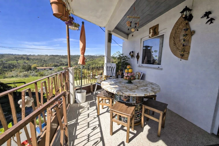 Moradia T3 para Venda em São Miguel de Vila Boa Foto 3