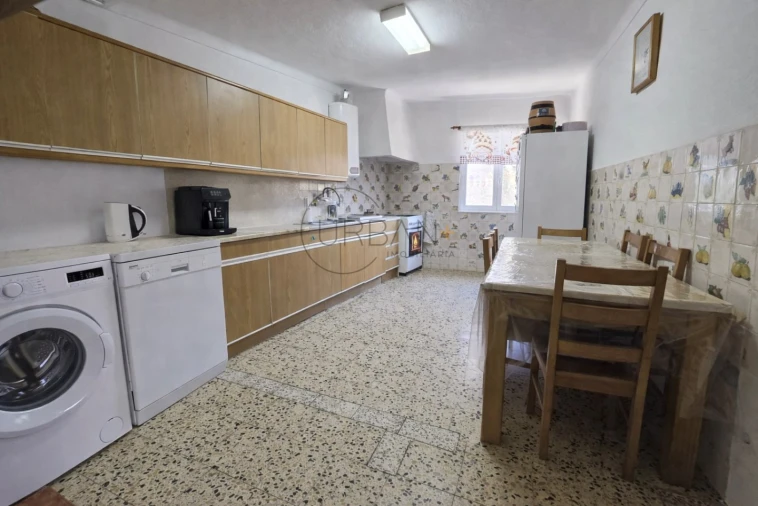 Moradia T3 para Venda em São Miguel de Vila Boa Foto 4